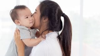 Apat na Pangunahing Signs na May Autism ang Baby