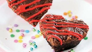 Weekend Recipe: Fudgy Heart Brownies